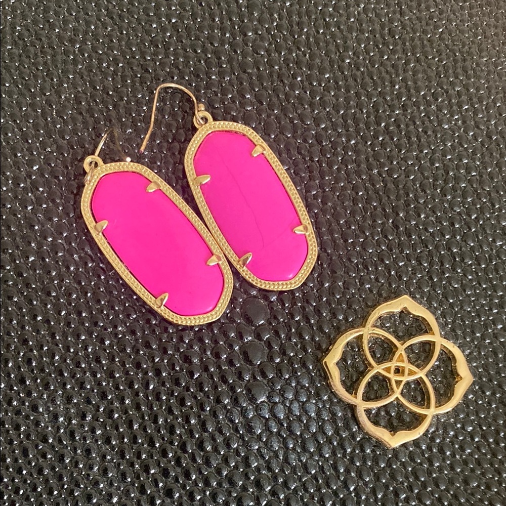 Kendra Scott Pink and Gold Modern Earrings
